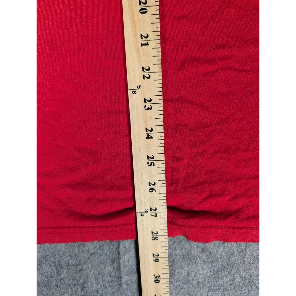 Reebok Mens XL Red Graphic T-Shirt Short Sleeve Vertical Logo‎ Crew Neck Tee